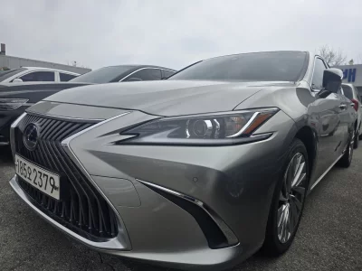 Lexus ES300h