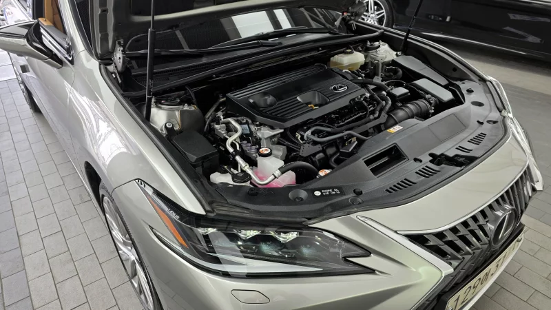 Lexus ES300h