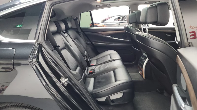 BMW 5-Series Gran Turismo