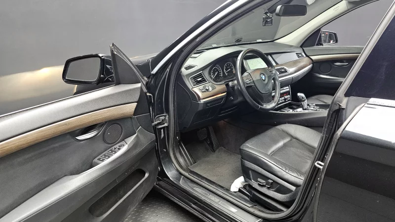 BMW 5-Series Gran Turismo