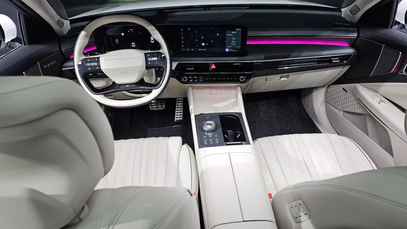 Kia K8