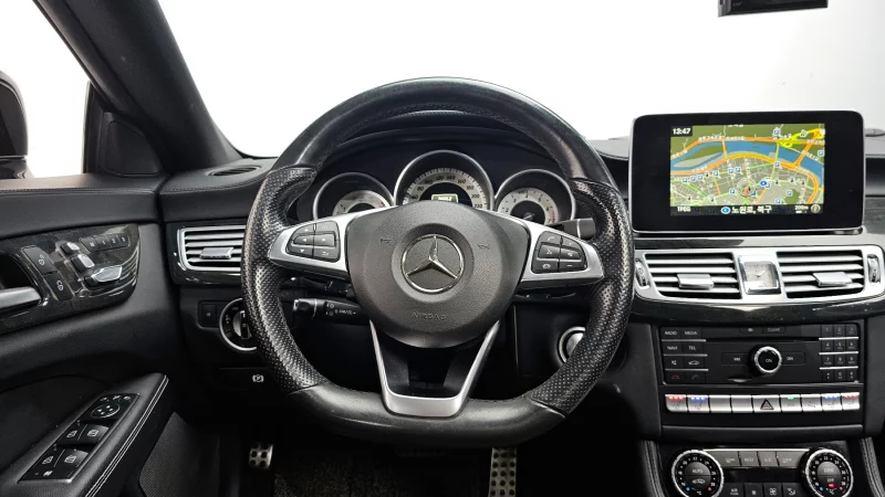 Mercedes-Benz CLS-Class