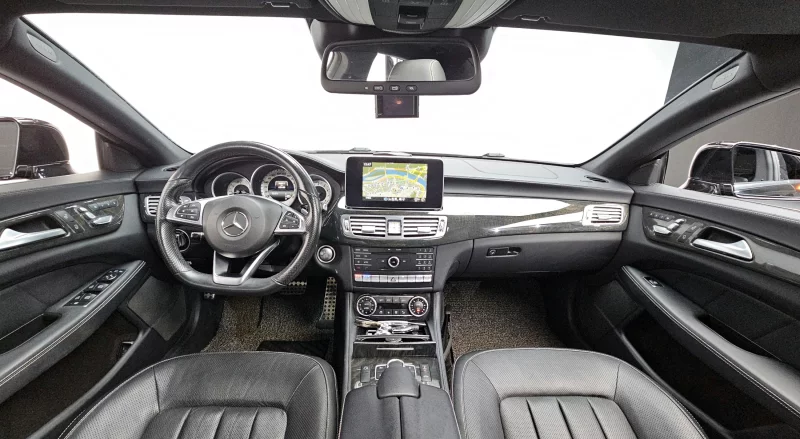 Mercedes-Benz CLS-Class