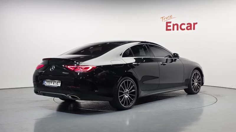 Mercedes-Benz CLS-Class