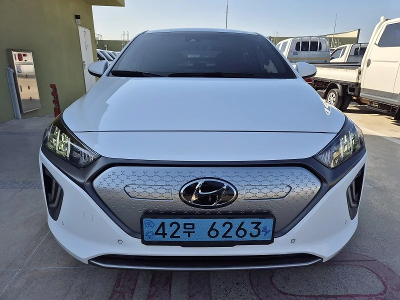 Hyundai Ioniq