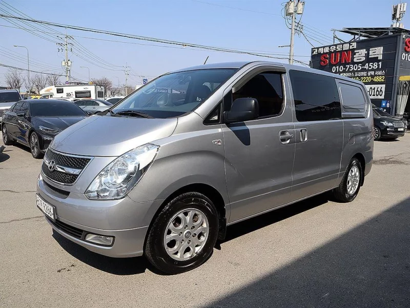 Hyundai Grand Starex