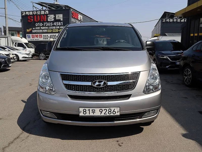 Hyundai Grand Starex