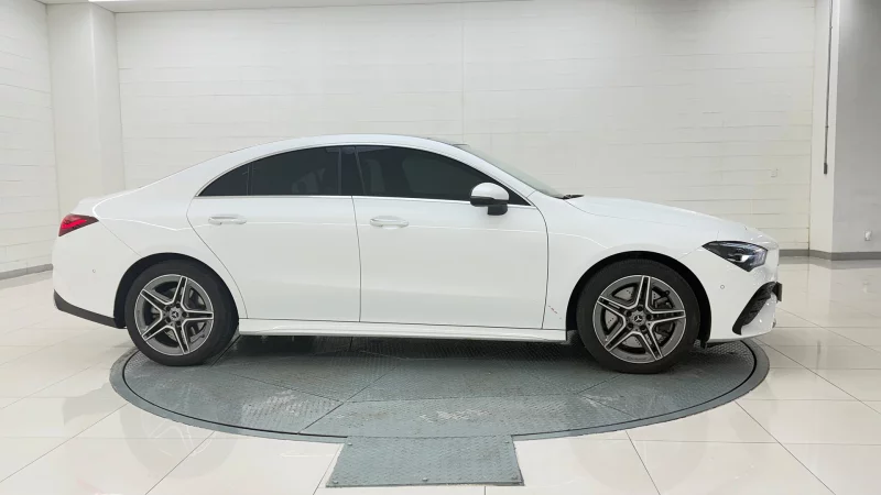 Mercedes-Benz CLA-Class