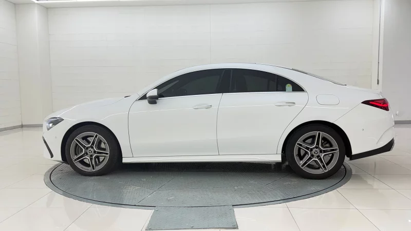 Mercedes-Benz CLA-Class