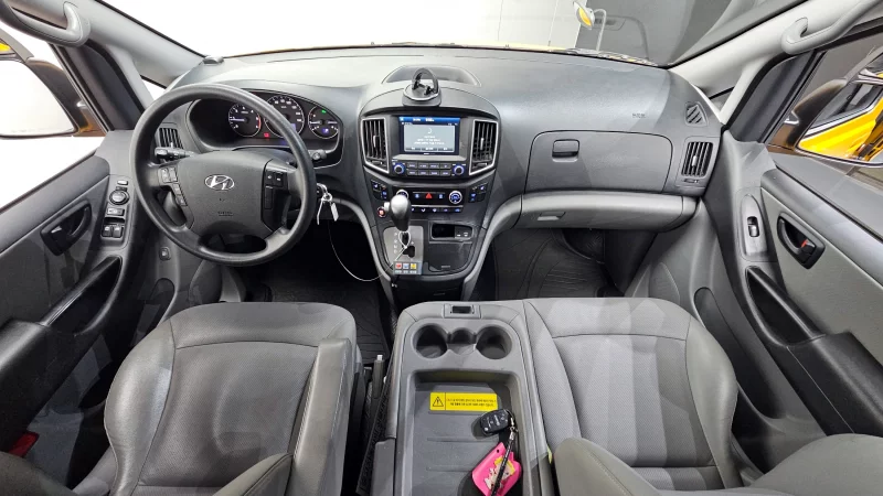 Hyundai Grand Starex