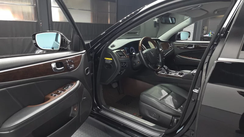Hyundai Equus
