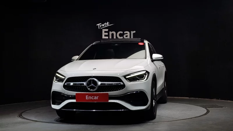 Mercedes-Benz GLA-Class