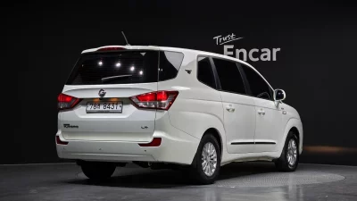 SsangYong Korando Turismo