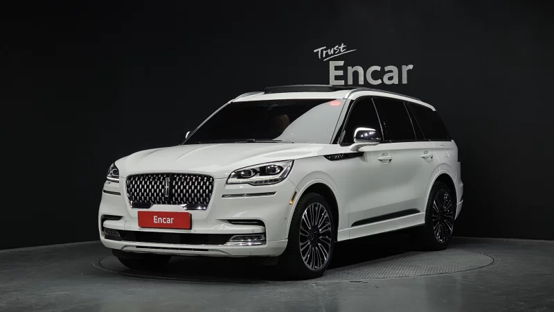 Lincoln Aviator