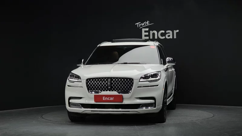 Lincoln Aviator