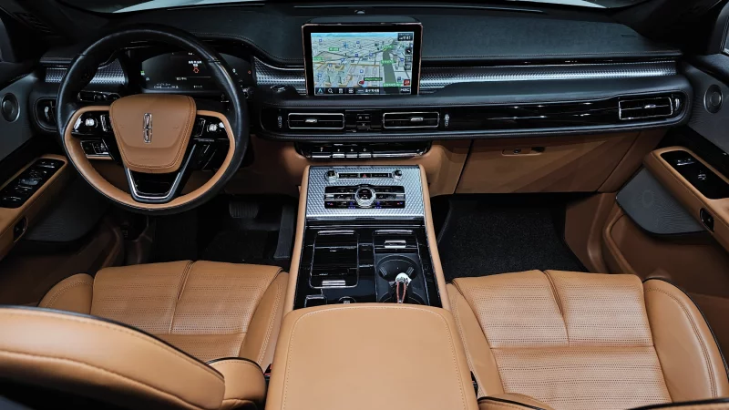 Lincoln Aviator