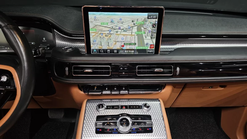 Lincoln Aviator