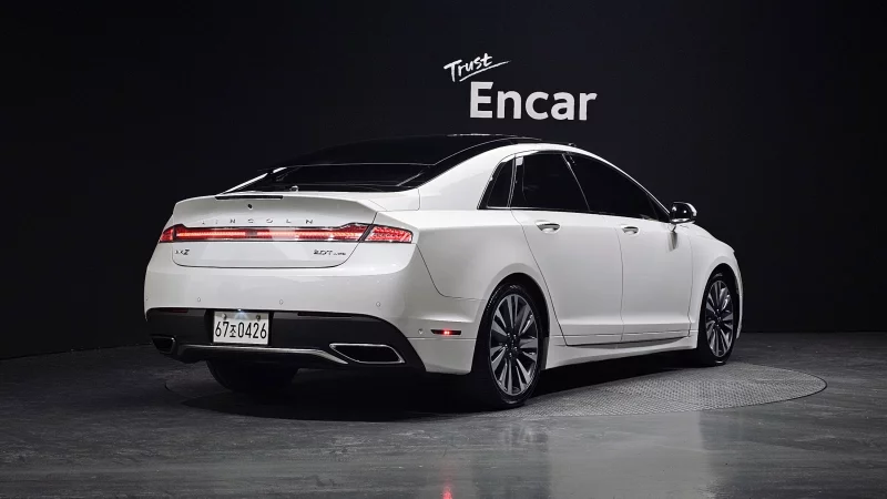Lincoln MKZ