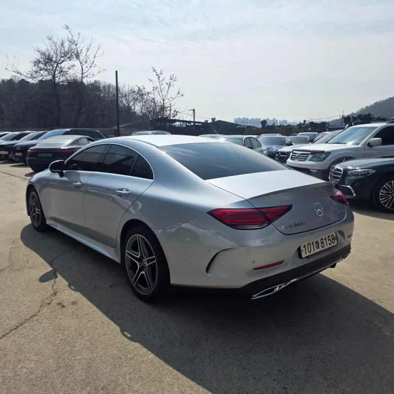 Mercedes-Benz CLS-Class