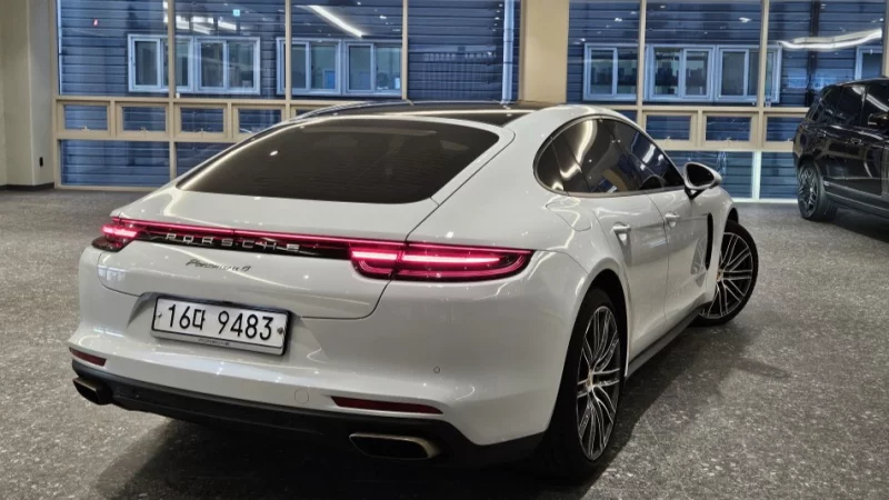 Porsche Panamera