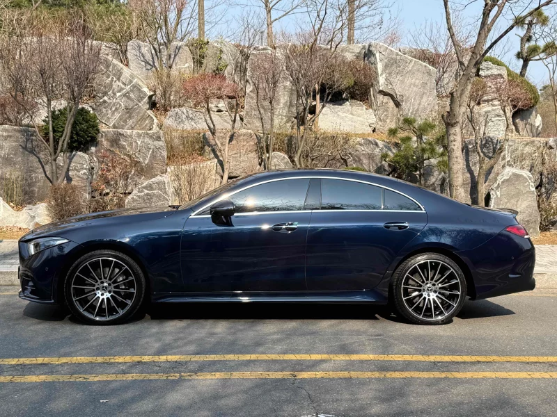Mercedes-Benz CLS-Class