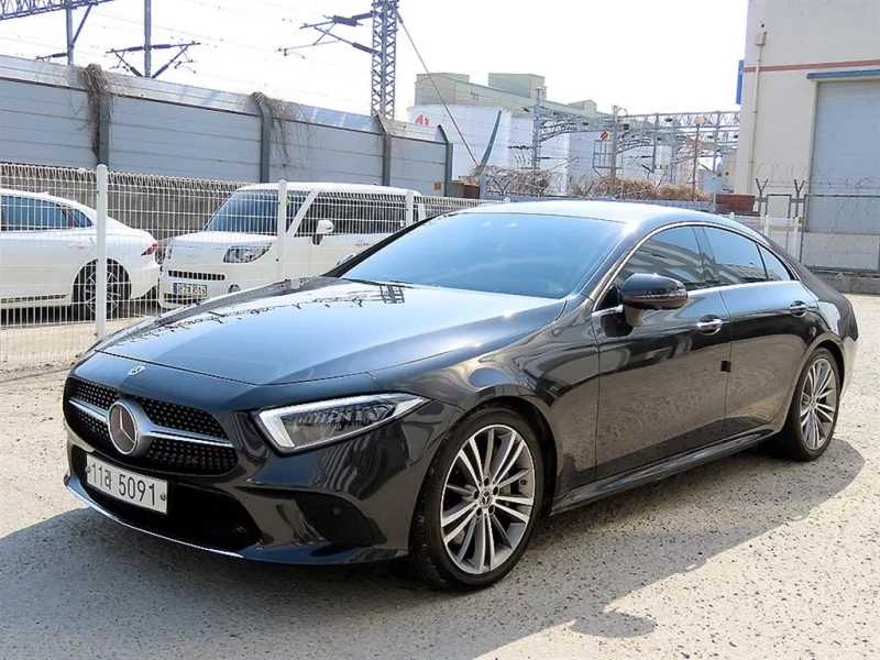 Mercedes-Benz CLS-Class