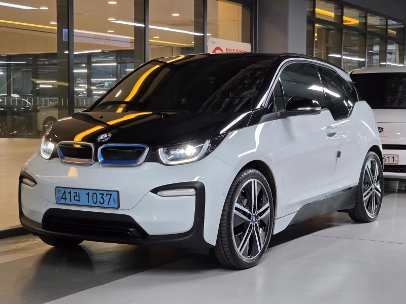BMW i3