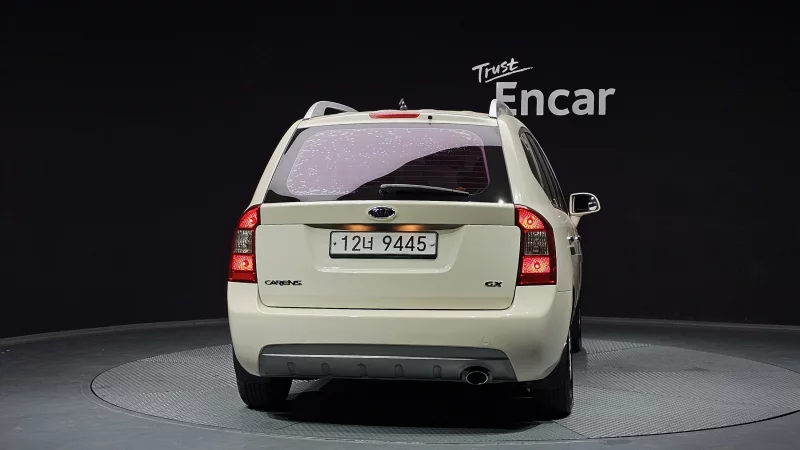 Kia Carens