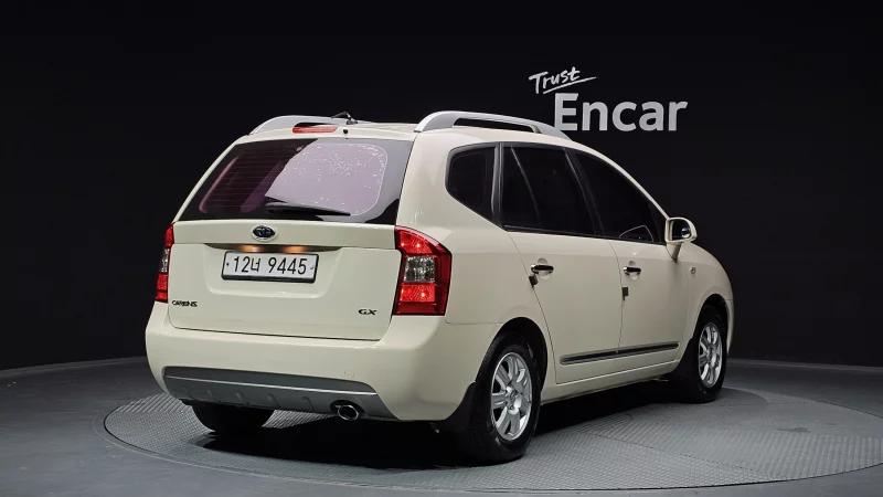 Kia Carens
