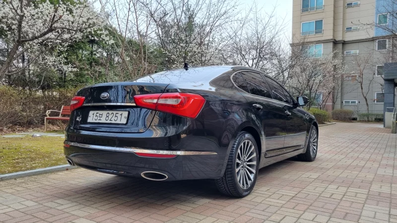 Kia K7