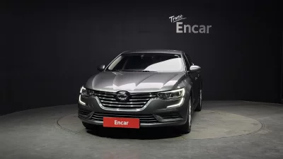 Renault SM6