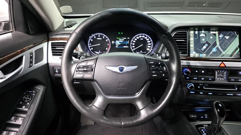 Hyundai Genesis