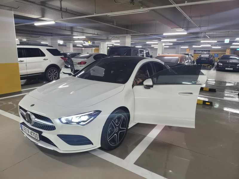 Mercedes-Benz CLA-Class