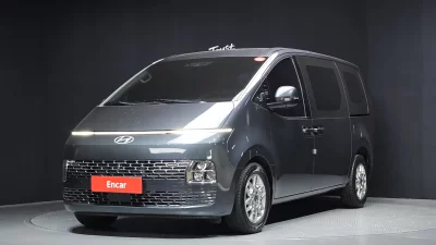 Hyundai Staria