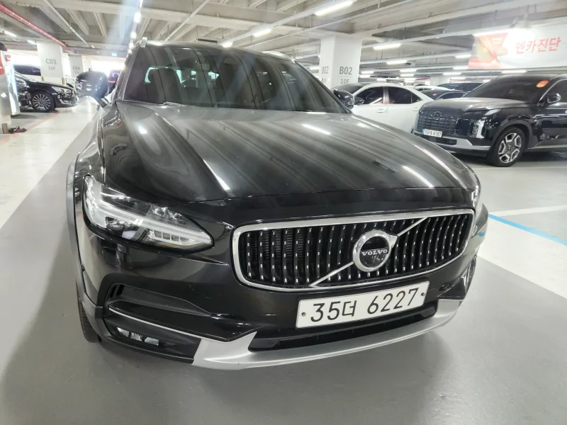 Volvo V90