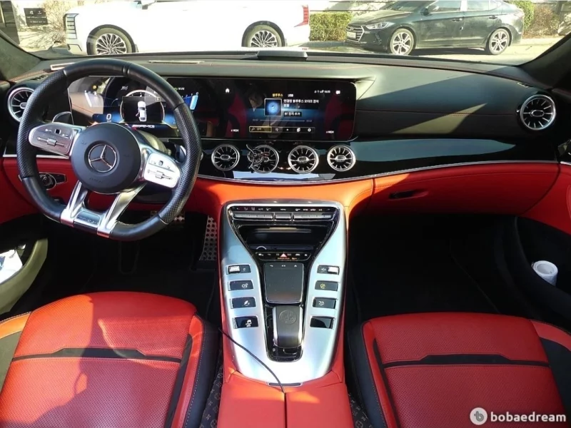 Mercedes-Benz AMG GT