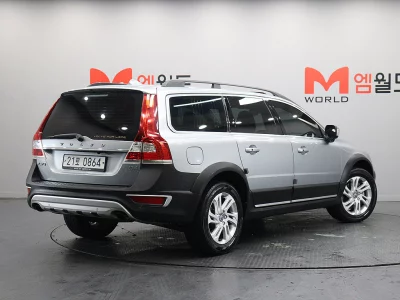 Volvo XC70