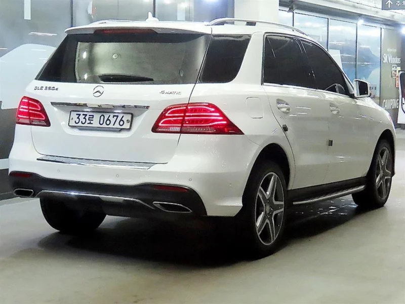 Mercedes-Benz GLE-Class
