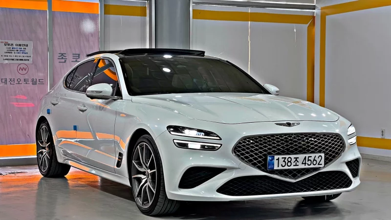 Genesis G70