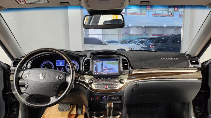 SsangYong Chairman W