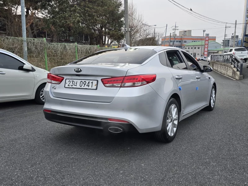 Kia K5