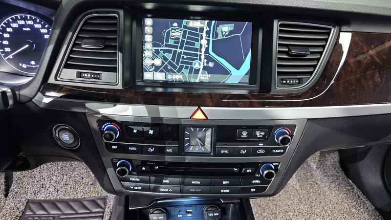Hyundai Genesis