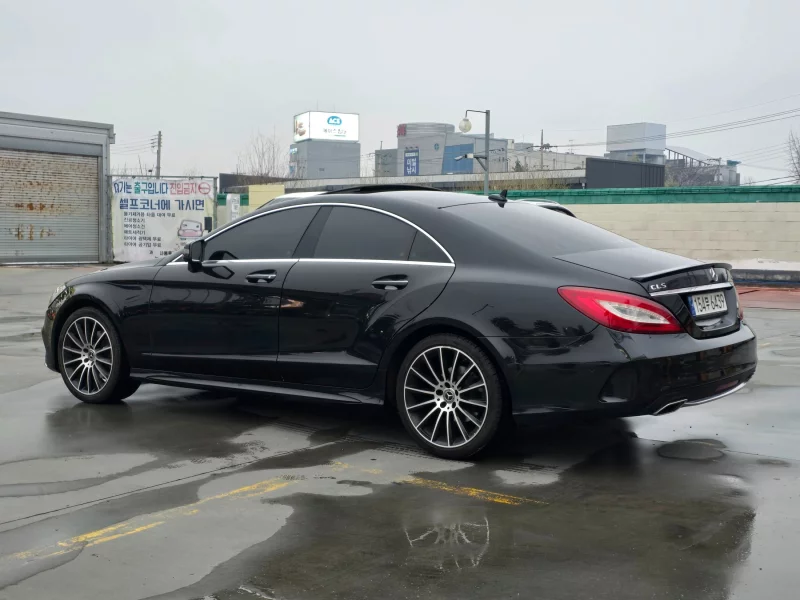 Mercedes-Benz CLS-Class