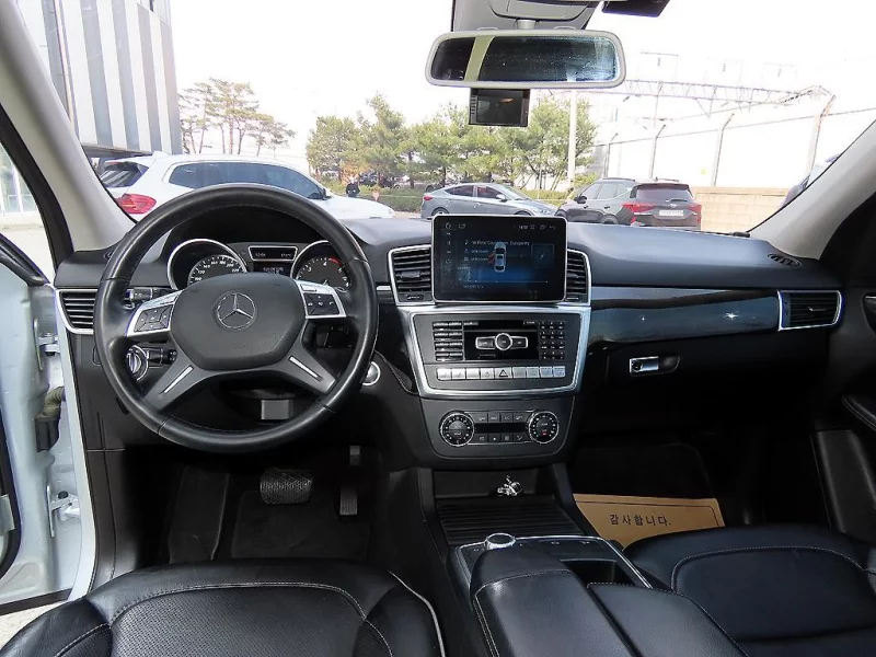 Mercedes-Benz M-class