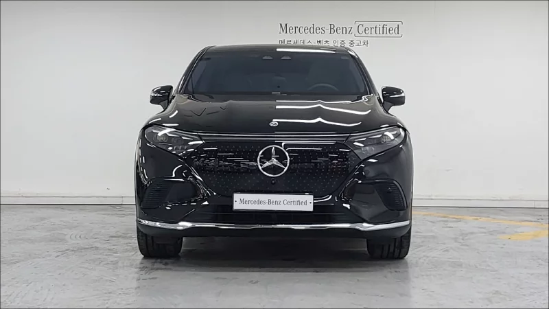 Mercedes-Benz EQS