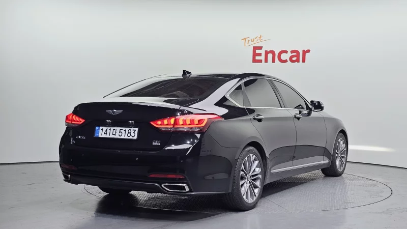Hyundai Genesis