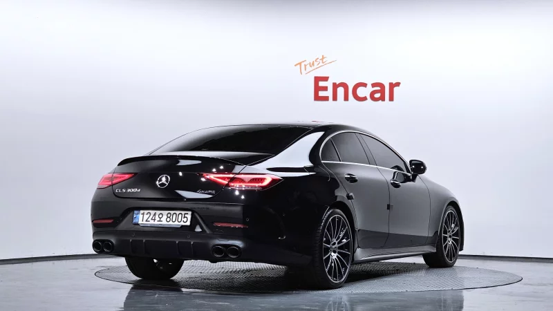 Mercedes-Benz CLS-Class