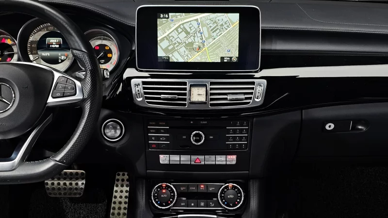 Mercedes-Benz CLS-Class