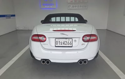 Jaguar XKR