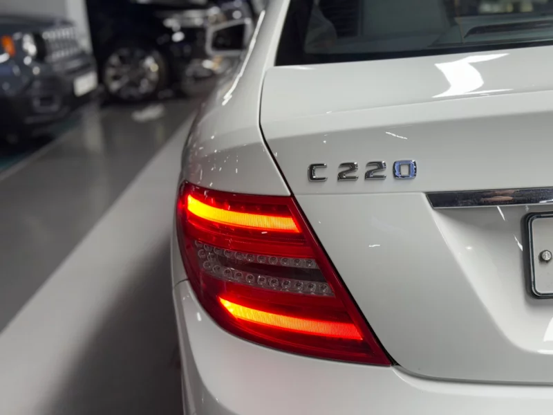 Mercedes-Benz C-Class